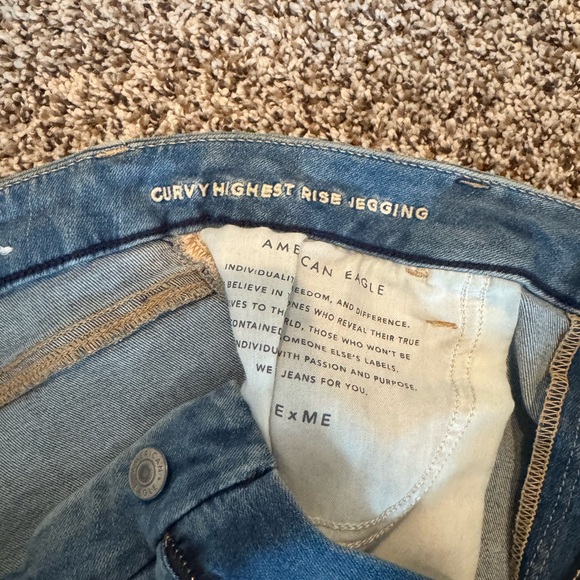 American Eagle, curvy highest rise jegging - Picture 2 of 4